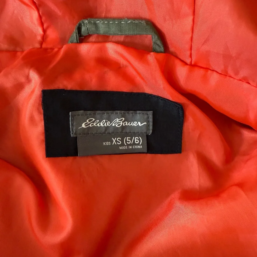 Eddie Bauer 3n1 XS kid's Green and Black Jacket.  Black,‎ Green and Camo